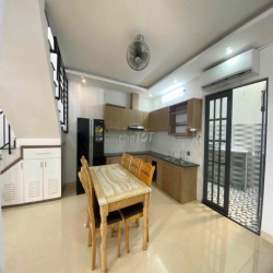 Nhà 3 tầng 4PN kiệt gần Tiểu La, Hoà Cường