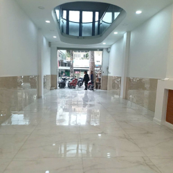 Cho thuê 386 Ngô Gia Tự,Q10.DT: 6x22m,Trệt 6 tầng Thang Máy,Nhà mới 