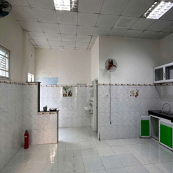 CHO THUÊ NHÀ 2 TẦNG KIỆT Ô TÔ: 634 TRƯNG NỮ VƯƠNG