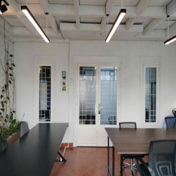 VĂN PHÒNG 63m² , Quận 1, ĐỦ NỘI THẤT.