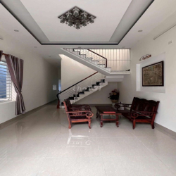 CHO THUÊ NHÀ 2 TẦNG KIỆT Ô TÔ: 634 TRƯNG NỮ VƯƠNG