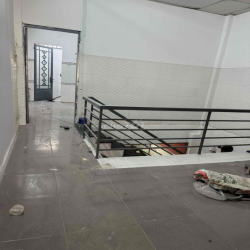 cho thuê nhà 1trệt 1 lầu hẻm xe tải - xe hơi đậu trong nhà