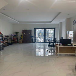 Cho thuê 15 căn Liền Kề, BT Xuân Phương, Trịnh Văn Bô,thang máy,oto đỗ