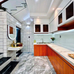 Cho Thuê Nhà Mới Xây 2Lầu Full Nội Thất Nguyễn