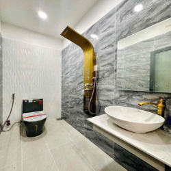 Cho Thuê Nhà Mới Xây 2Lầu Full Nội Thất Nguyễn