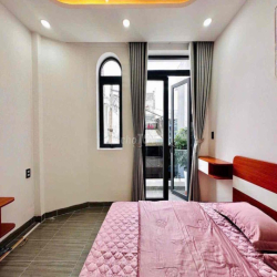 Cho Thuê Nhà Mới Xây 2Lầu Full Nội Thất Nguyễn