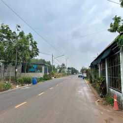 Bán nhà cấp 4, mặt tiền đường số 11, p Minh Thành