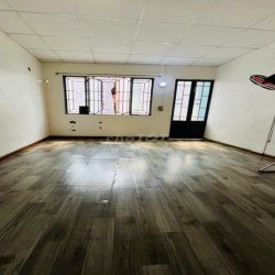 Nhà 3PN  HẺM RỘNG LÊ VĂN SỸ