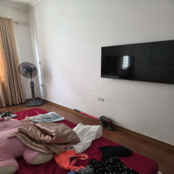 Cho thuê nhà phố nguyễn sơn long biên 35m 5 tầng 3 ngủ fun đồ giá 10 t