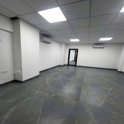 CHO THUÊ NHÀ NGUYÊN CĂN – MẶT TIỀN NGUYÊN THỊ NHUNG – CÓ THANG MÁY