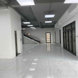 Cho thuê căn góc 2 mặt tiền đường số 3 Cityland Park Hill