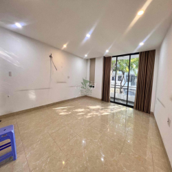 CHO THUÊ NHÀ KINH DOANH 5 PHÒNG NGỦ KHU VCN PHƯỚC HẢI
