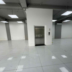 Cho thuê căn góc 2 mặt tiền đường số 3 Cityland Park Hill