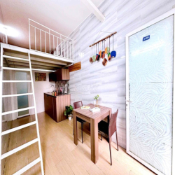 Căn hộ mini ngay ban công ngay Vòng xoay Mũi Tàu - Kinh Dương Vương