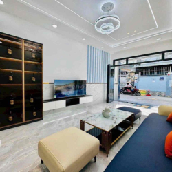 Nhà Phố Đẹp HXH Full Nôị Thất 4PN.3WC Nguyễn Văn Lượng