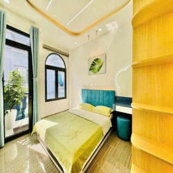 Nhà Phố Đẹp HXH Full Nôị Thất 4PN.3WC Nguyễn Văn Lượng