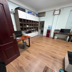 Siêu rẻ - Văn phòng 225A Nguyễn Ngọc Vũ 35m2 giá chỉ 6 triệu