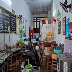 cho thuê mặt bằng MT Hoàng Quốc Việt 5x18 giá 16 tr