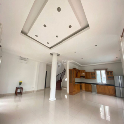 VILLA 2 MẶT TIỀN KHU PHỔ QUANG DIỆN TÍCH: 12X20M TRỆT 2 LẦU ÁP MÁI