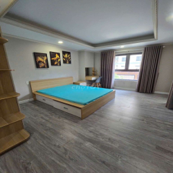 Cho thuê căn hộ 2PN,2WC,81m2, 12tr/th(full nt)