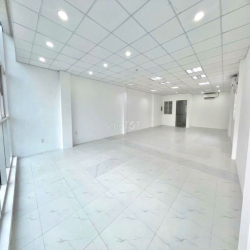 🏢 CHÍNH CHỦ cho thuê văn phòng QUẬN 3 | 80m2 chỉ 27tr bao phí quản lý