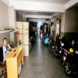 Văn Phòng Tại Cư Xá Chu Văn An, Sát Quận 1, Đậu Xe hơi Thoải mái