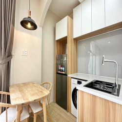 PENTHOUSE MỚI XÂY CỰC RỘNG BAN CÔNG VIEW KÍNH CÓ MÁY GIẶT KẾ ĐẦM SEN