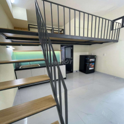 Phòng trọ gác 1m7, lk