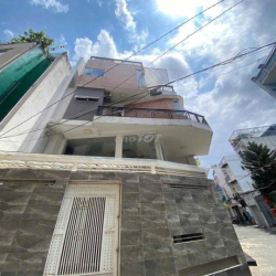Nhà Mới Đẹp, Thông thoáng, trệt lửng 3 lầu sân thượng, nhà căn góc