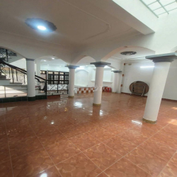 CHO THUÊ  BIỆT THỰ  KHU PHAN XÍCH LONG -  BÌNH THẠNH - NHÀ 4 LẦU ST