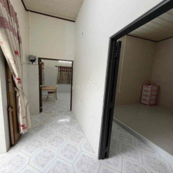 Nhà lầu 3 phòng 4 máy lạnh hẻm ô tô 30/4