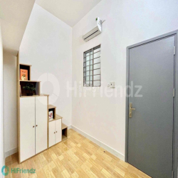 DUPLEX cho thuê Free 2 Xe, Mặt tiền Hùng Vương Quận 5, cọc 1 tháng