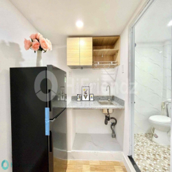 DUPLEX cho thuê Free 2 Xe, Mặt tiền Hùng Vương Quận 5, cọc 1 tháng