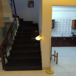 CHO THUÊ BIỆT THỰ SÂN VƯỜN XANH ĐẸP, AN NINH 24/7, HỒ BƠI RIÊNG