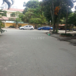 Cho thuê nhà đường Trung Yên 10 - Dt 70m2 x 5 tầng, Mt 5m, đường 10m