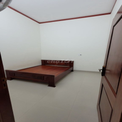 Nhà hẻm 102, sạch sẽ thoáng mát có chỗ đậu kiamoning