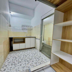 SANG NHƯỢNG HỢP ĐỒNG KINH DOANH