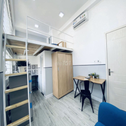 Duplex mặt tiền có cửa sổ thoáng tòa nhà lớn hẻm xe tải Chu Văn An