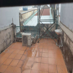 Nhà 1 Trệt 1 lầu sân thượng 4x17m hẻm đường Phạm Hùng Hồ Bơi Hoà Bình
