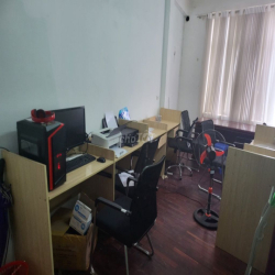 Cho thuê vp phố Dương Văn Bé,hai bà trưng,dtsd 100m2,thông sàn,mới đẹp