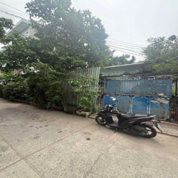 cho thuê kho khu Lê cơ diện tích 8 x 25 có gác phía trên giá 16 triệu 