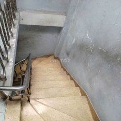 CHO THUÊ NHÀ NGUYÊN CĂN,  TRUNG TÂM  .Q.6. 