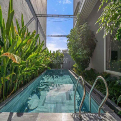 cho thuê villa 2 tầng có hồ bơi đường loseby (sơn trà)giá rẻ