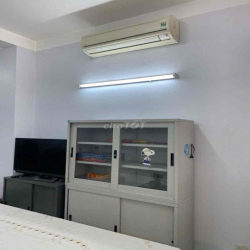 Cho thuê nhà mặt tiền Nguyễn Biểu, tiện ở và kinh doanh
