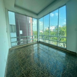 NGANG 10M - 4 LẦU THANG MÁY GÓC 2 MẶT TIỀN HOÀNG SA - TÂN ĐỊNH