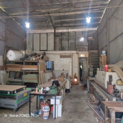 CHO THUÊ KHO / XƯỞNG 200M2 KHU ĐẢO KIM CƯƠNG  QUẬN 2