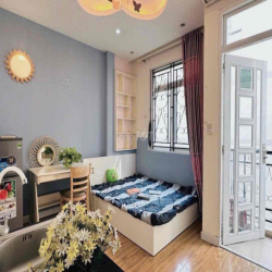 Chính Chủ Vừa Trống Studio Ban Công Thoáng, Ngay Vincom Cộng Hòa