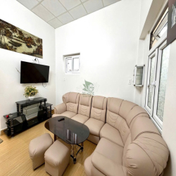 Nhà nguyên căn 2PN Khe Sanh, P10 – full nội thất – 6tr/th