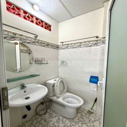 Nhà nguyên căn 2PN Khe Sanh, P10 – full nội thất – 6tr/th