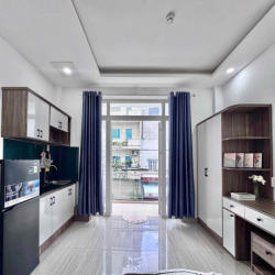 CÒN 1 PHÒNG  STUDIO BAN CÔNG NGAY CHU VĂN AN BÌNH THẠNH